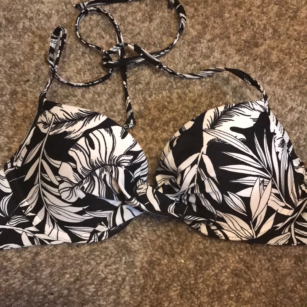 Swim suit top